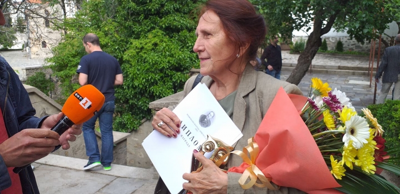 Бойка Асиова с награда "Христо Г. Данов" за "Роден на Великден"